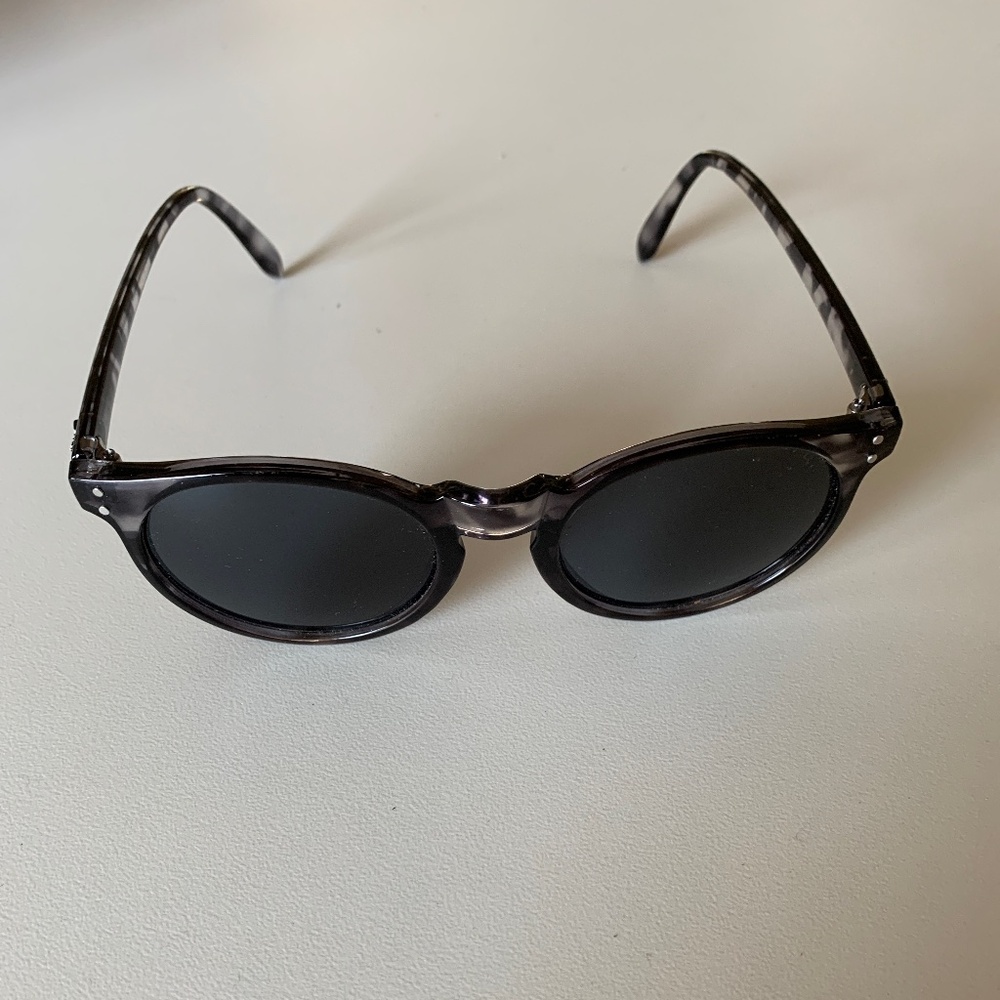 Quay Sunglasses